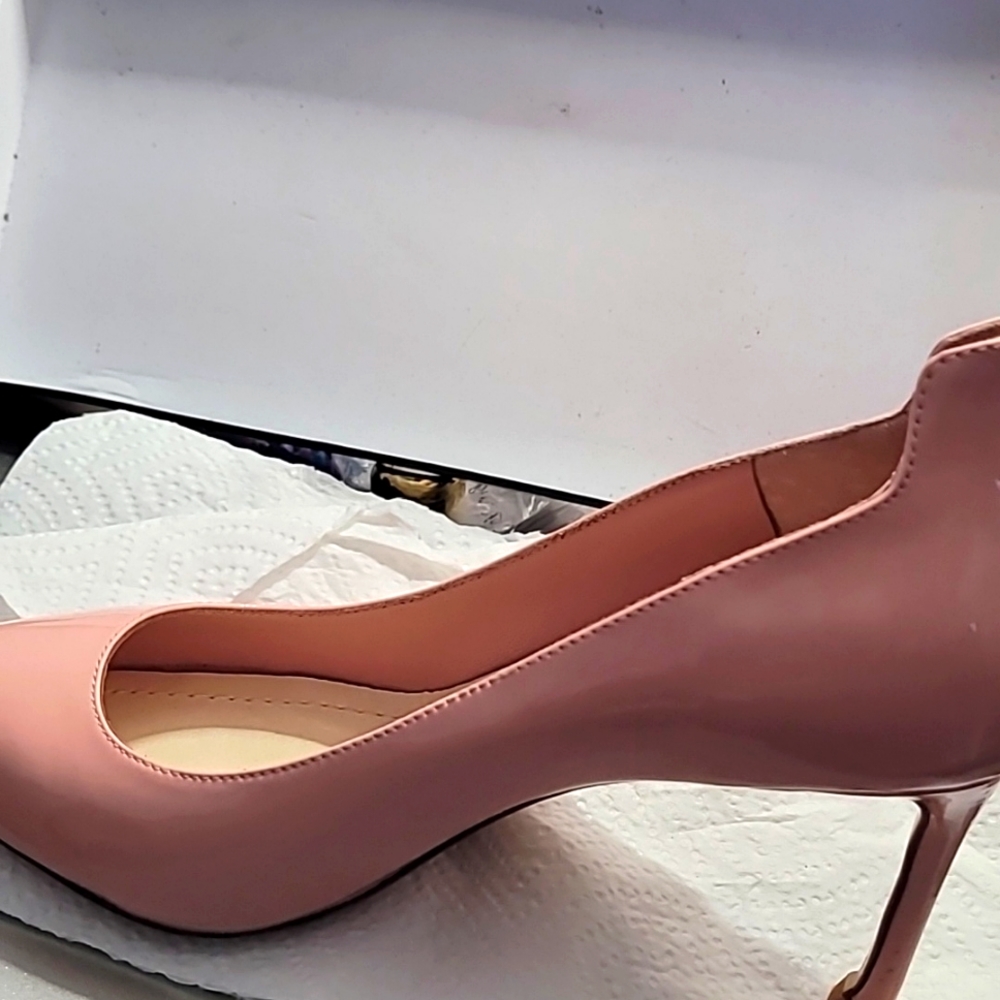 Shoe